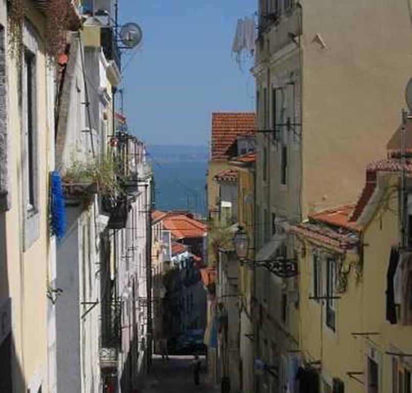 New House Design, Typical Lisbon Apartment Bilik gambar